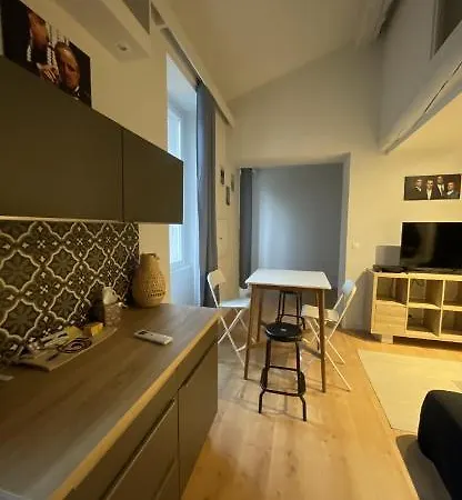 Appartement Nimes 公寓 尼姆