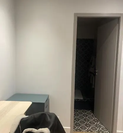 Appartement Nimes 公寓 *